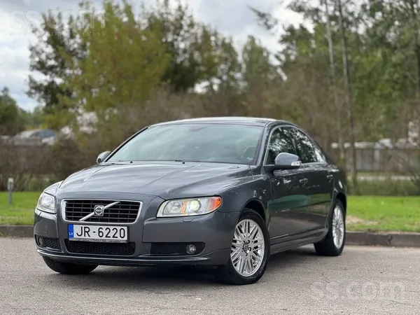 Volvo S80 - 1