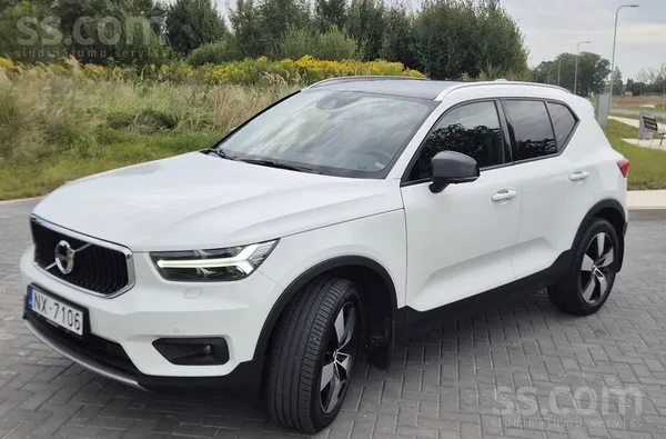 Volvo Xc40 T3 1.5 benzīns 163 ZS. Autonomā apkure, adaptīvā kruīzkontrole, u