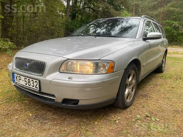 Volvo v70 d5 , nodoklis nomaksats, jauni aizmugure bremžu kluči un jaunas ro