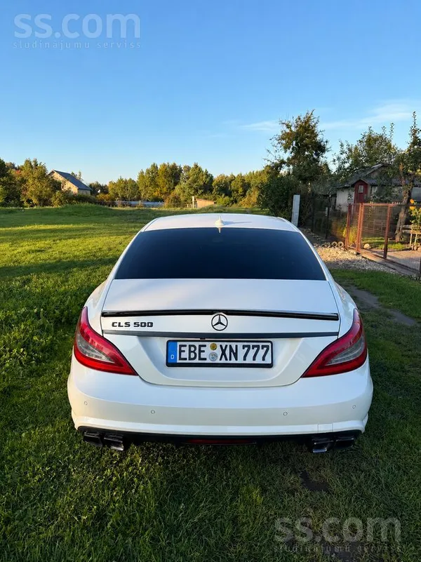 Pārdošanā mans ļoti koptais un skaistais Mercedes-Benz Cls 500.

Automašīn