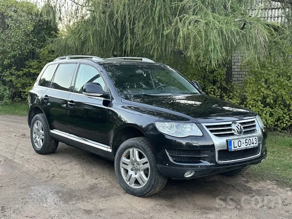 Volkswagen Touareg 2007, 3.0D dīzelis, Automāts, SUV/Apvidus, Melns — Latvijā