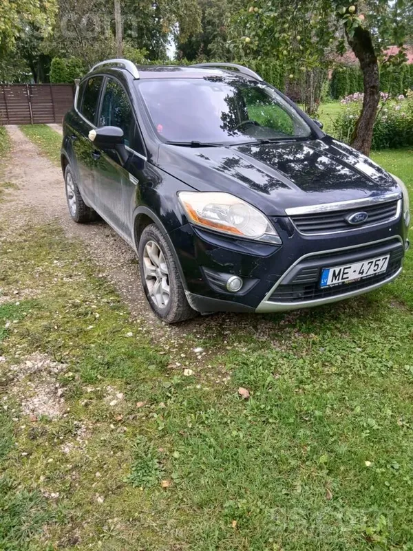 Ford Pārdodu ģimenes auto. Viss ejošs uz doto brīdi. Ir