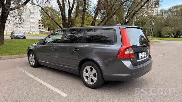 Продаётся Volvo V70 (выпуск 18.12.2007)
Надёжный, комфортный и невероятно п