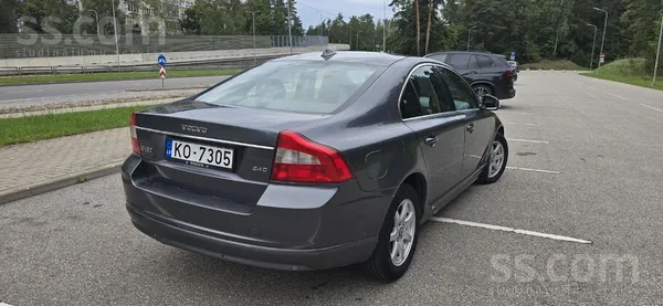Volvo S80 - 1