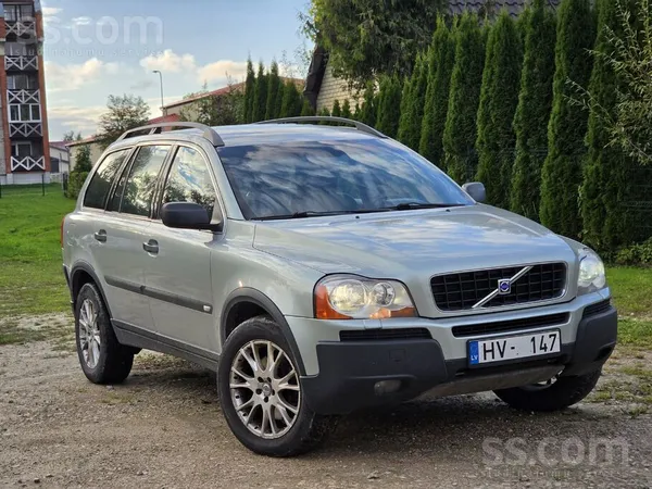 Volvo XC 90 - 1
