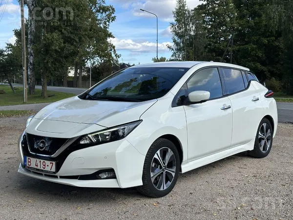Nissan - 1