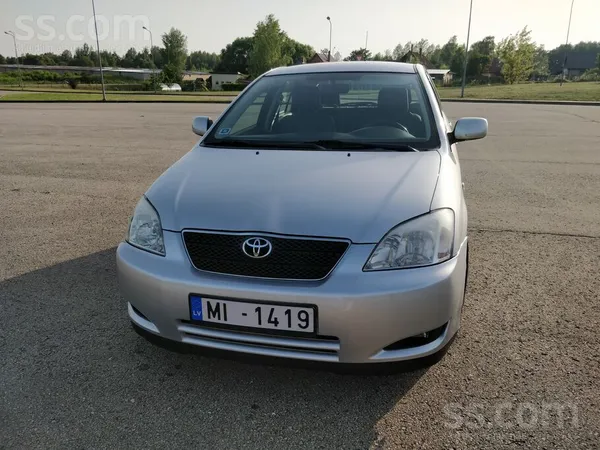 Pārdod labā tehniskā un vizuālā stāvoklī auto. 
Dzinējs un kārba darbojas b
