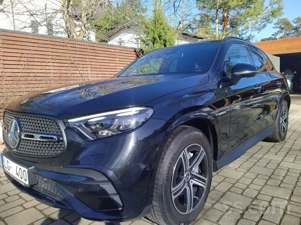 Glc 220 4Matic Amg. 
Amg vizuālā pakete, Digital Light gaismas, 360 grādu k