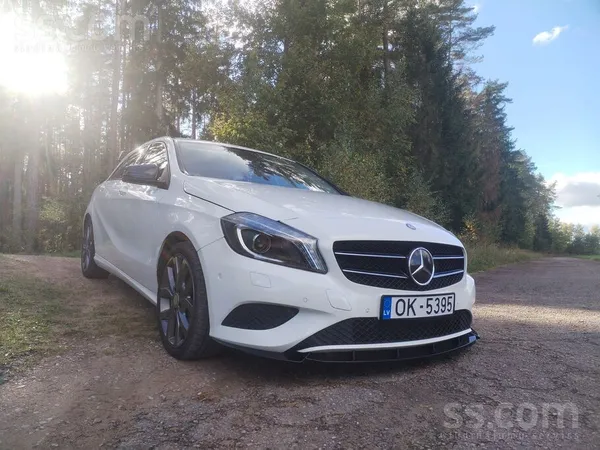Pārdod mersedes bedz a180 2013 dīzelis. 

Auto labāk tehniskā stāvoklī.
