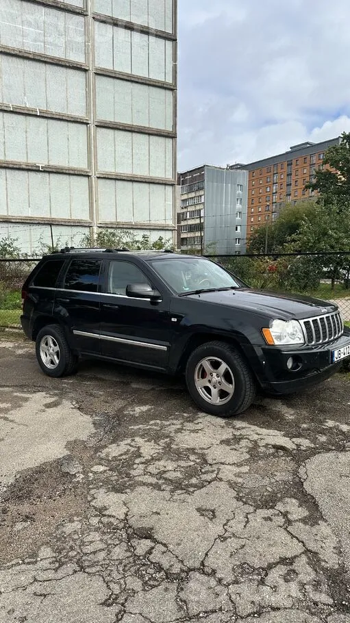Pārdodu 2007. gada Jeep Grand Cherokee ar 3.0 dīzeļdzinēju, automātisko pārn