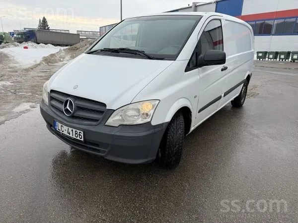 Mercedes-Benz Vito, 113Cdi, 2.2D.
Vinjete nav nepieciešama.
Automašī