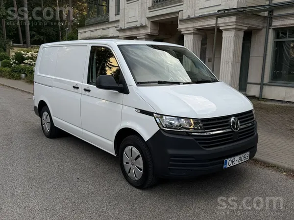 Volkswagen Transporter - 1