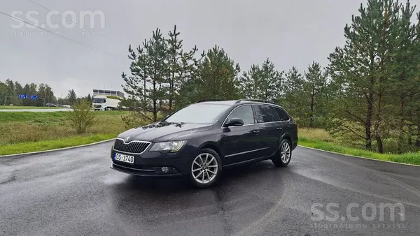 Tiek pārdots Skoda Superb 2014. gada 2.0tdi 103kw Cffb universālis, automāts