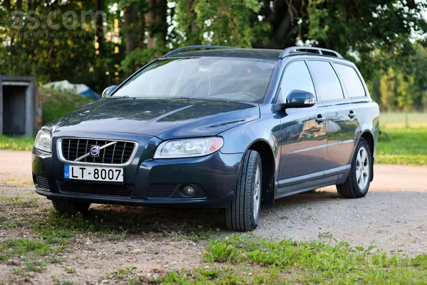 Volvo Pārdodu Volvo V70 2007. gada. 