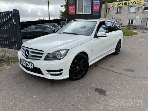 Mercedes Benz C220 Amg Line 2.1 dīzelis. 125kw 
Tehniskā apskate derīga līd