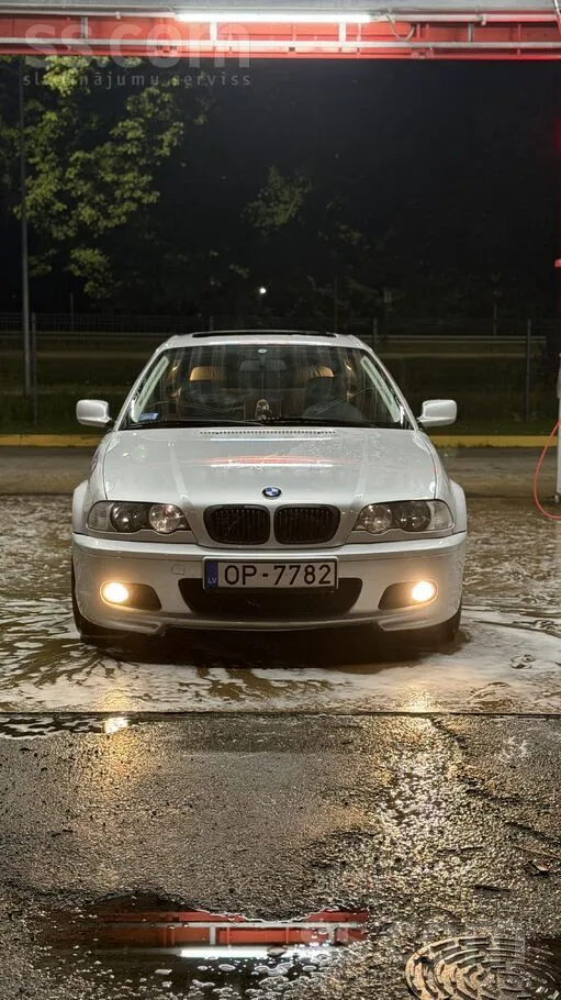 BMW 320 - 1