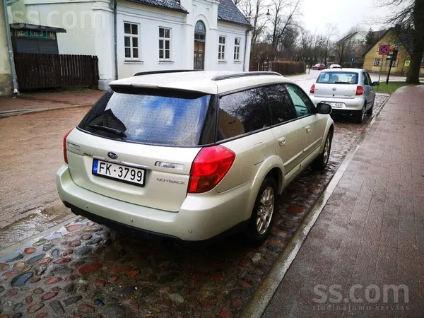 Subaru OUTBACK - 1