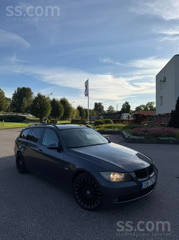 Pārdodu BMW E91 Touring (2.0 benzīns, automāts). Parasts, sakārtots ikdienas