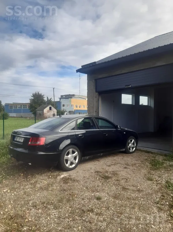 Audi A6 - 1