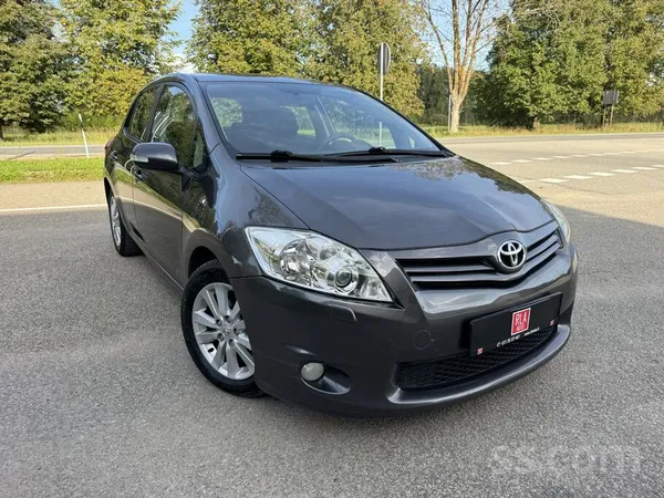 Toyota Toyota Auris 2.0 D4 93Kw, Tikko atvesta no Vācijas