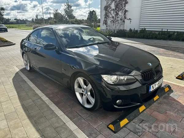 BMW 320 - 1