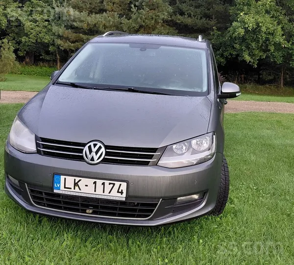 Volkswagen Pārdod ietilpīgu, izcili kalpojošu 7 vietīgu VW Sh