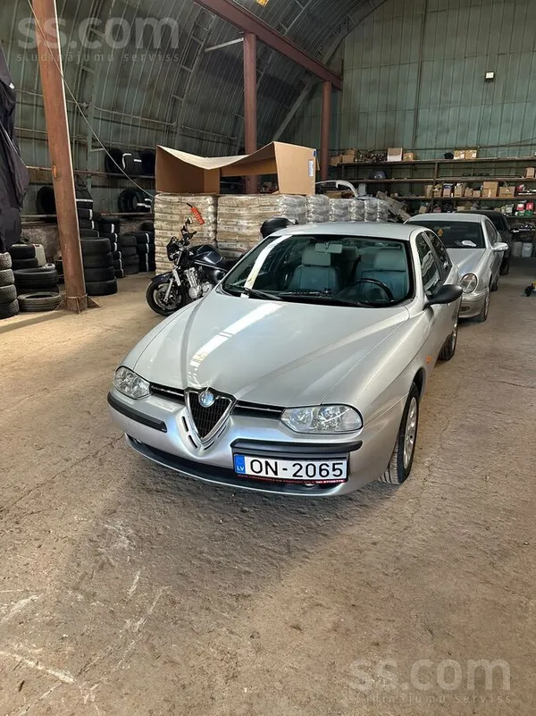 Alfa-Romeo 156 - 1
