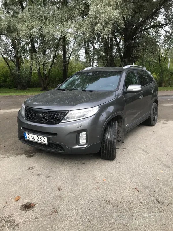 KIA Pārdodu auto no Zviedrijas laba stāvokli, pilna ko