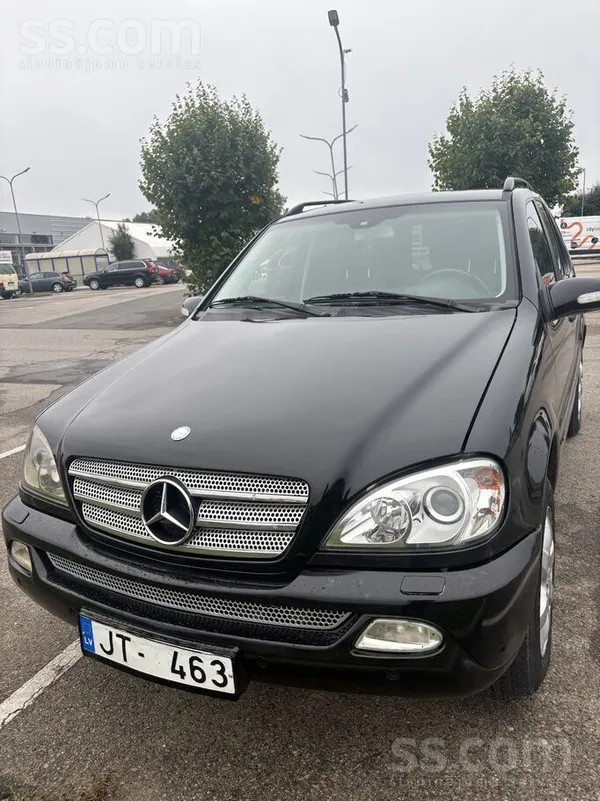 Pārdodu labu Mercedes
Diezgan labi saglabājies
Viss strada
Salons melna