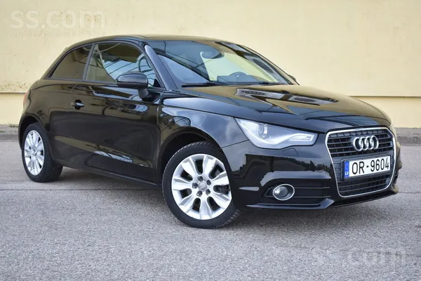 Audi Audi A1 s-line (2011.g) Melna Met.