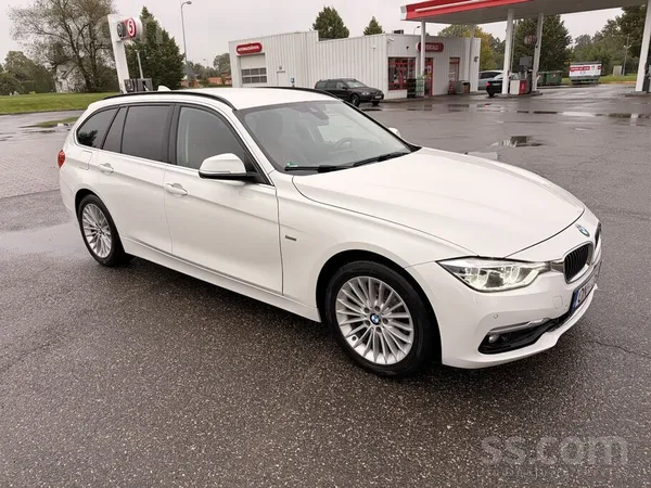 Skaists , elegants BMW 320d xDrive Luxury Line 140kw B47 motors. Auto ievest