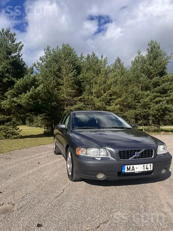 Volvo S60 - 1