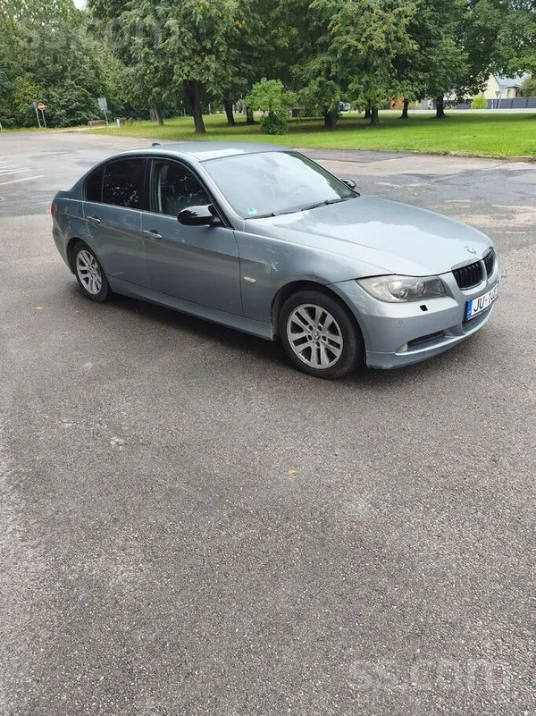 BMW 318 - 1