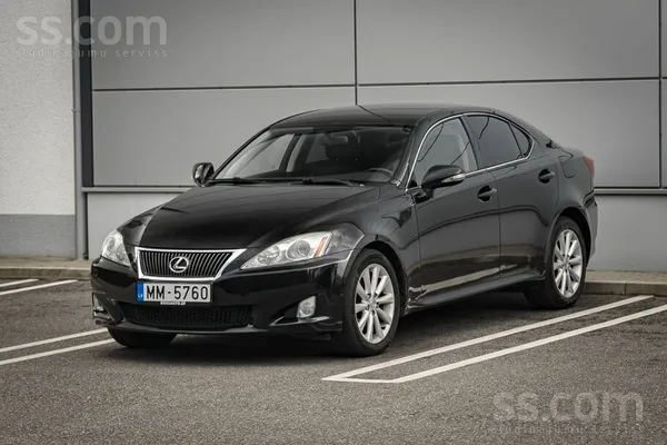 Lexus IS - 1