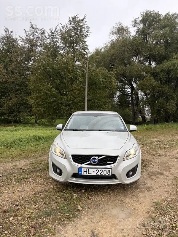 2010. Gads
Facelift + Rdesign
2.4d 132kw
Auto Latvijā kopš 2021.gada