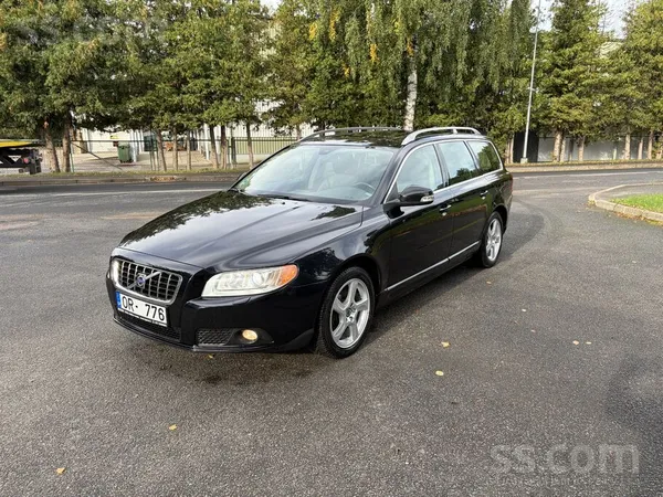 Volvo V70 - 1