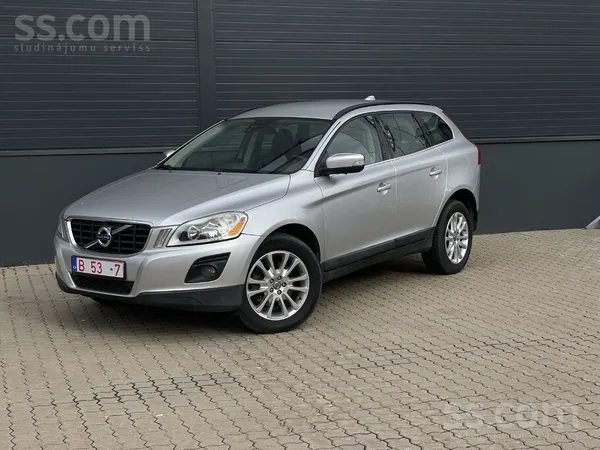 Volvo Xc60 2.4 D5 Awd 5 cilindru motors . Tikko atdzīts Latvijā- Auto bez rū