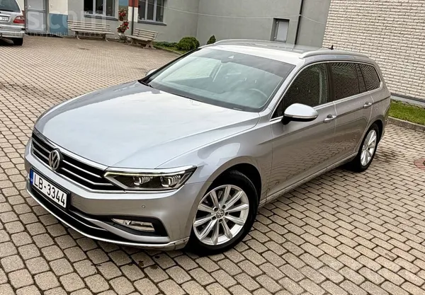 Volkswagen Passat (B8) - 1