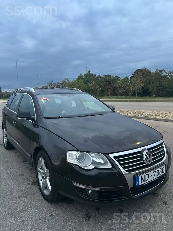 Volkswagen Passat (B6) 2006, 2.0D dīzelis, Manuāls, Universāls, Melns — Latvijā