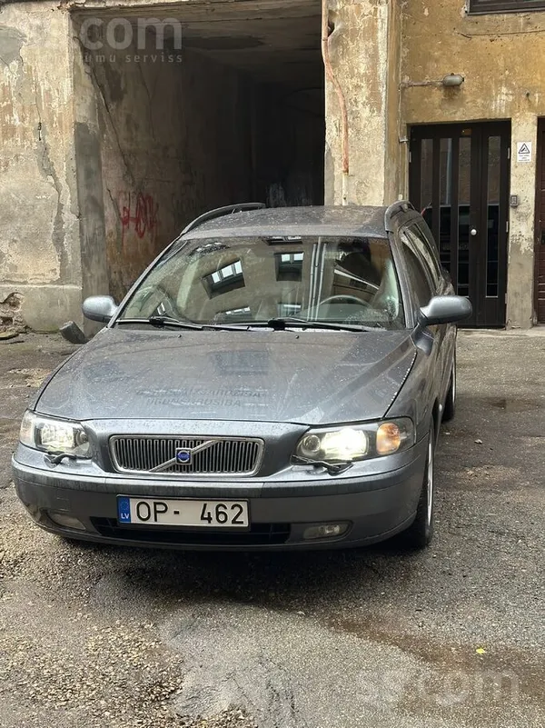 Pārdodu Volvo V70 ar automātisko ātrumkārbu. Nobraukums 284 092 km.
Auto i