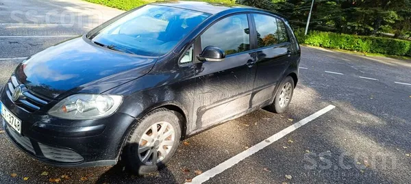 Volkswagen Golf Plus 2006, 1.9D dīzelis, Manuāls, Hečbeks, Melns — Latvijā