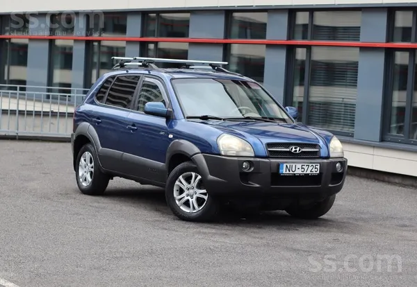 Hyundai Tucson, 4X4, 2.0 dīzelis, manuāls.
Nodoklis nomaksāts pilnā apmē