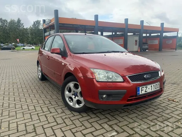 Pārdodu Ford Focus Ghia komplektācijā (jauns pirkts Latvijā) ar uzticamo 1,