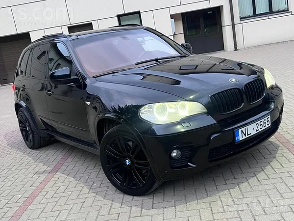 BMW X5 4.0 diesel. Labā stāvoklī. Vairāk informācijas pa telefonu ss. com