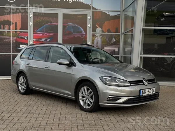 Pārdod VW Golf 1.6 Tdi automātiskā pārnesumkārba. Pirmā reģistrācija 30.08.2