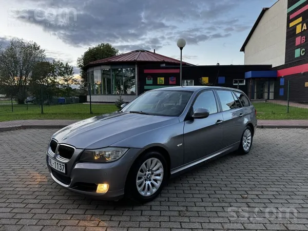 BMW 320 - 1