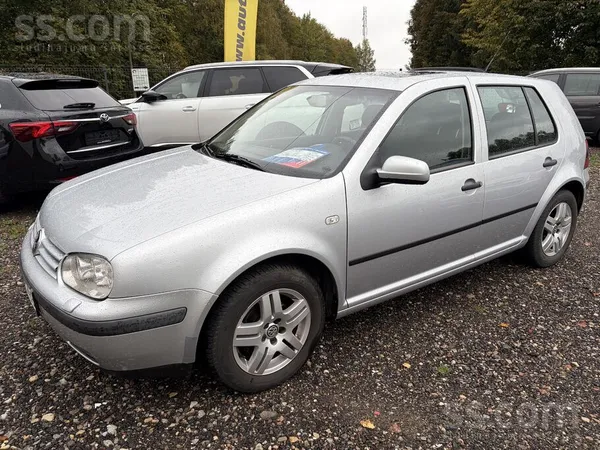 VW Golf 1.4 i , 55 kw, 28.06.2001.g. 
tehniskā apskate izieta tikko, bez ai