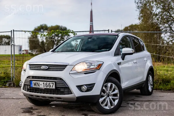Ford Kuga - 1