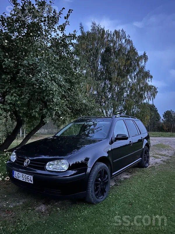 Volkswagen Golf 4 2006, 1.9D dīzelis, Manuāls, Universāls, Melns — Latvijā