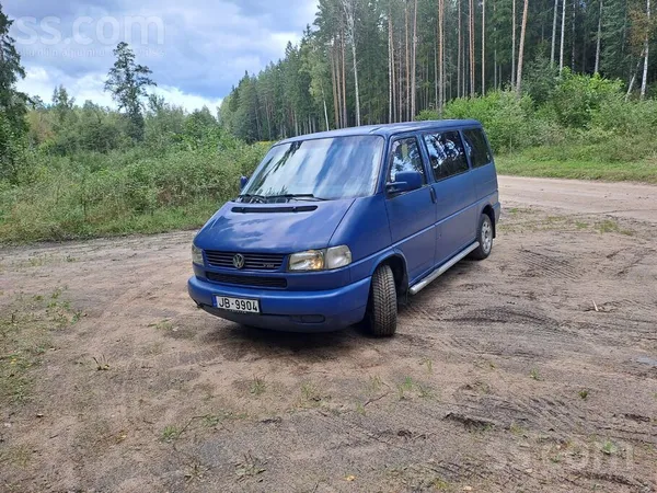 Volkswagen Multivan - 1